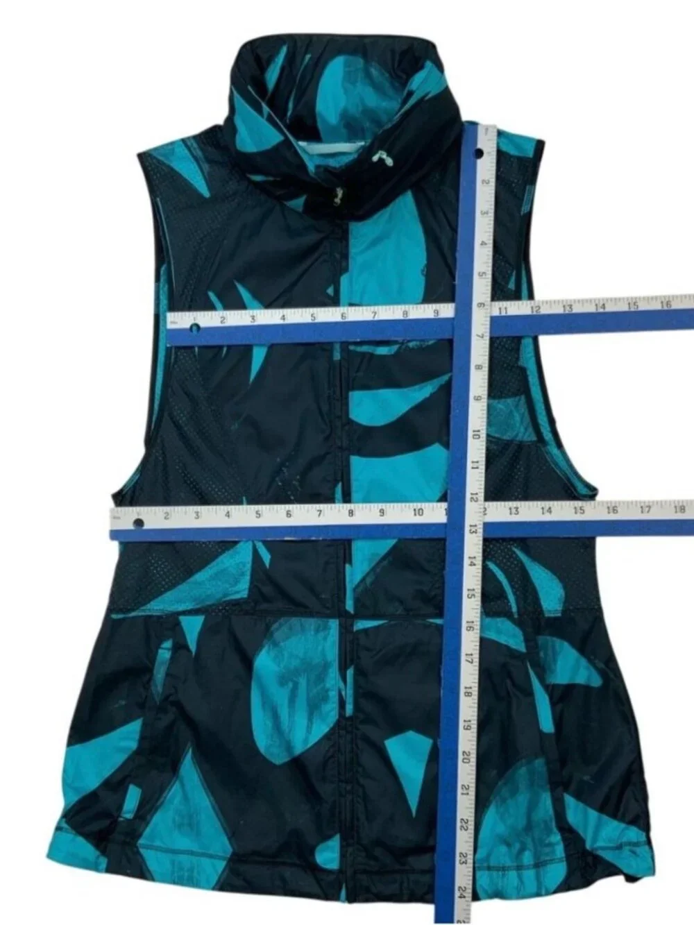 Lululemon Pack It Vest 4 Back Spin Stroke Peacock Blue Black